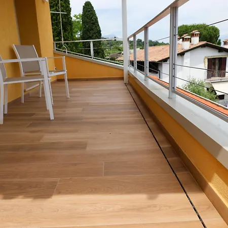 La Gialla Attico Damore Apartman