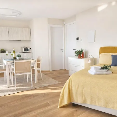 La Gialla Attico Damore By Al Appartement Padenghe sul Garda